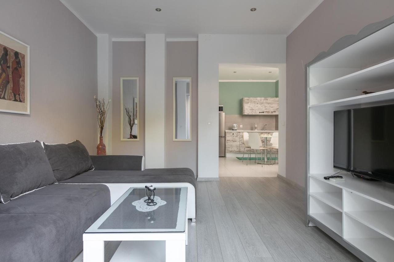 Apartmani Dijana Подгора Екстер'єр фото